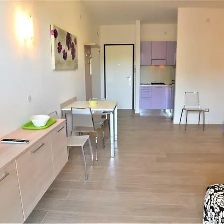 Todaro Apartment *